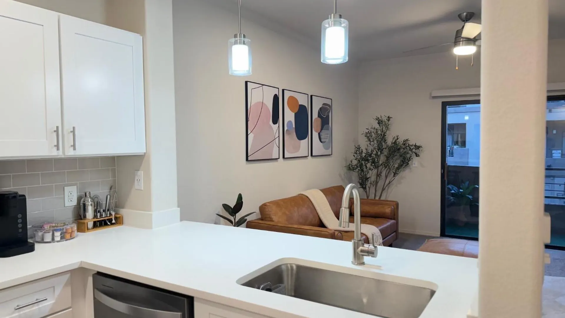 Zen Oasis Apartment Phoenix